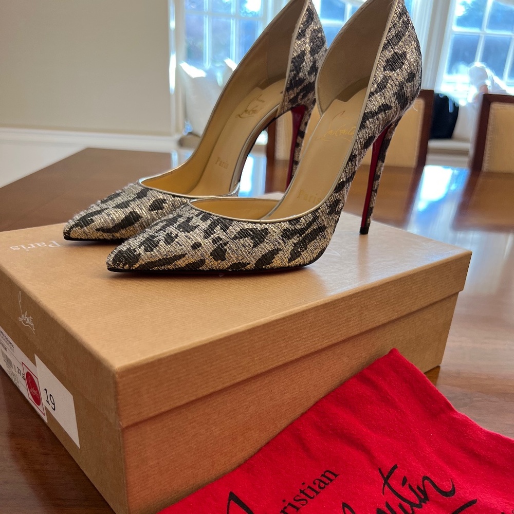 Christian Louboutin Shiny Leopard Print Pumps